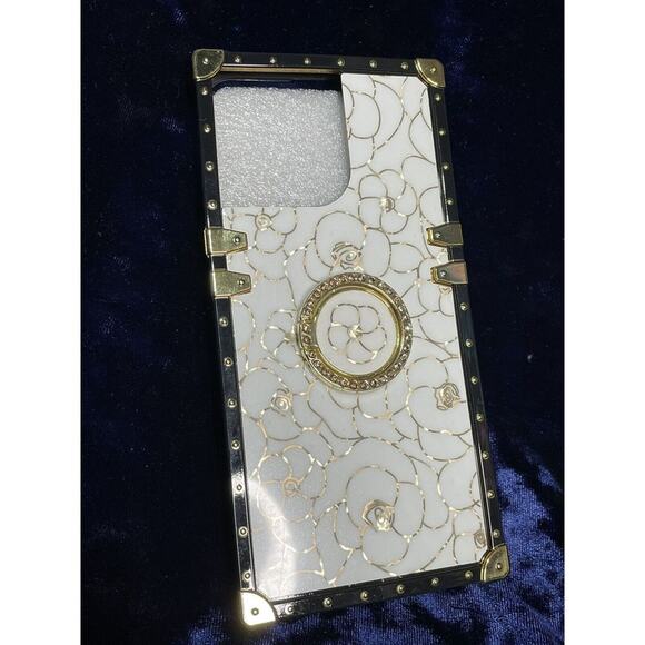 Iphone 14 PRO Phone case White Flower's With Gold accents and Black Trim - Picture 3 of 5